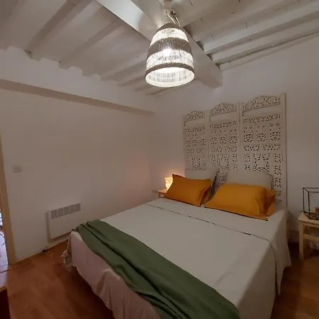 Maison De Village * Nefiach